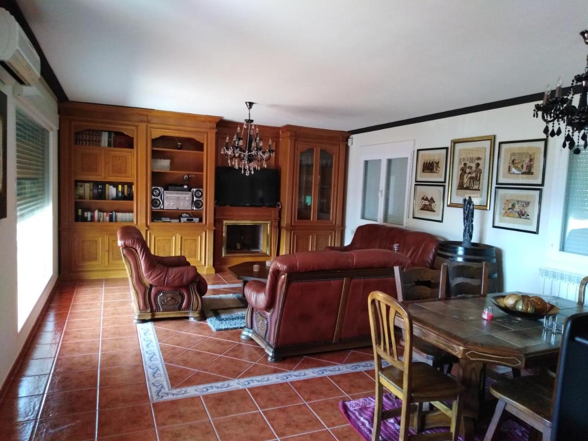 Villa Las Palmeras Arenas de San Pedro Bagian luar foto
