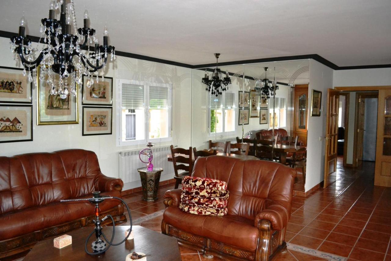 Villa Las Palmeras Arenas de San Pedro Bagian luar foto